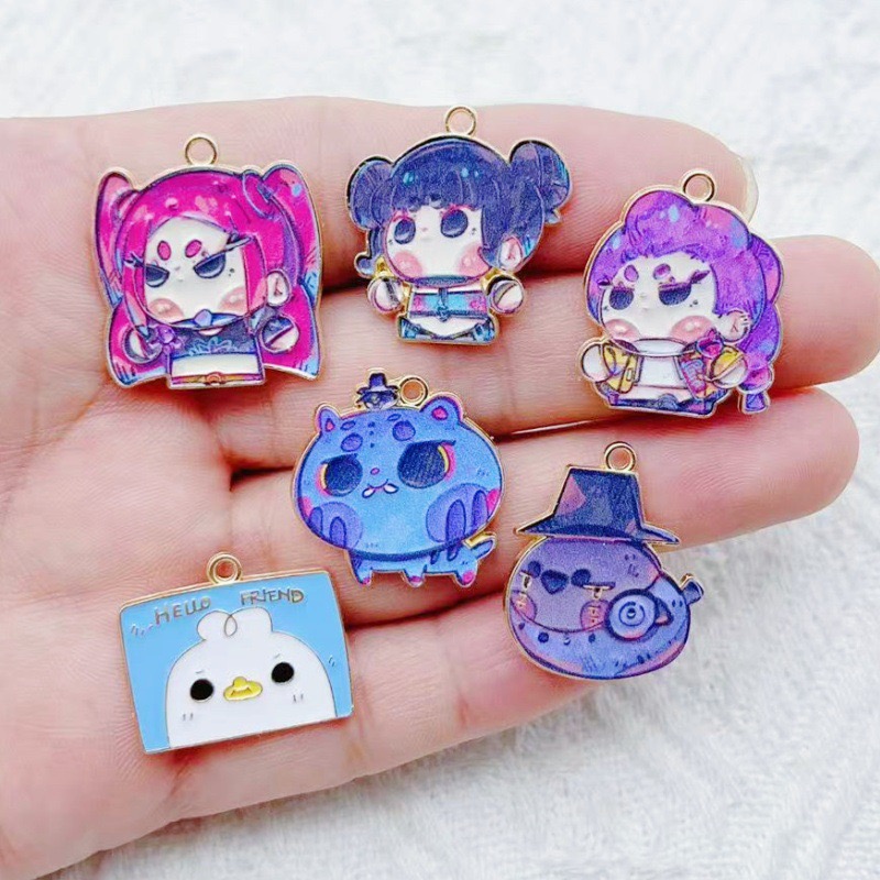 Earrings - 10 szt. Kreskówkowe zawieszki anime, stop