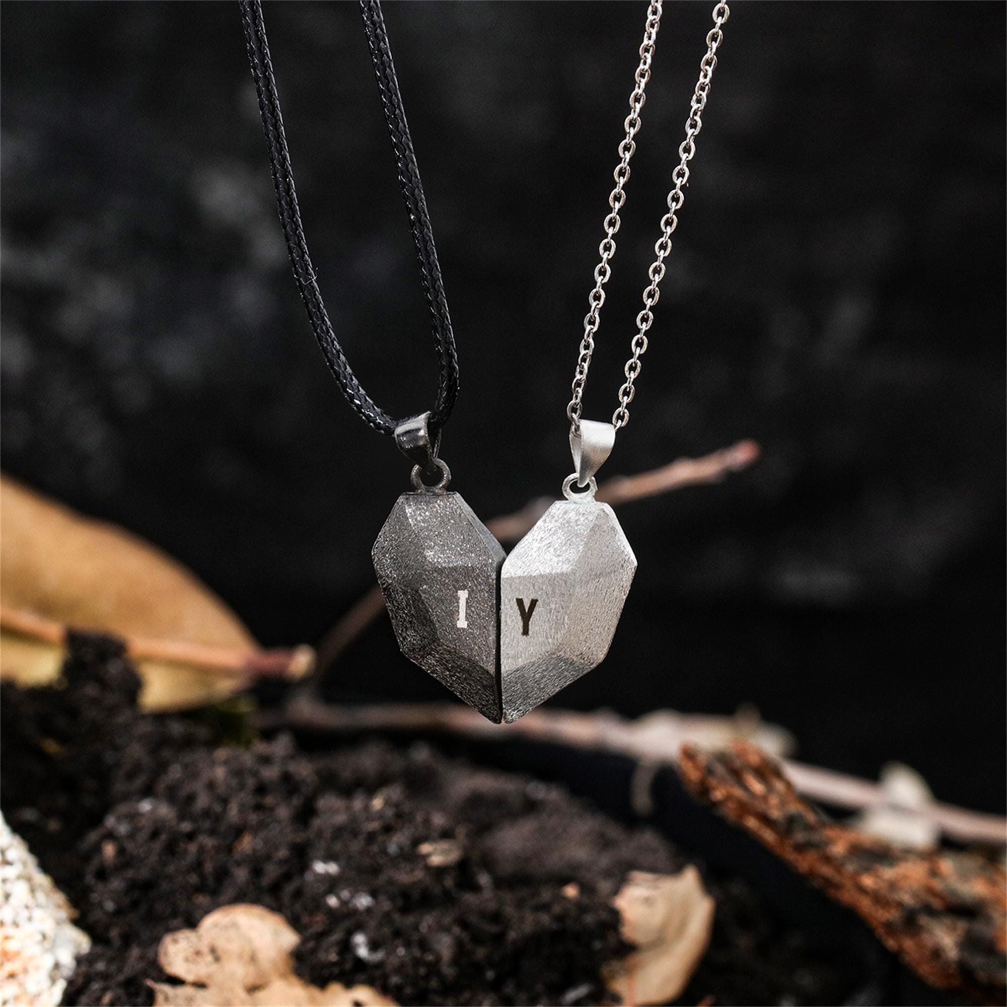Magnetic Couple Matching Necklaces - Zestaw magnetycznych naszyjników w kształcie serca