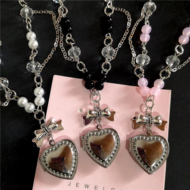 Heart Locket Necklace Photo - Goth Y2K Heart Locket Pendant Stainless