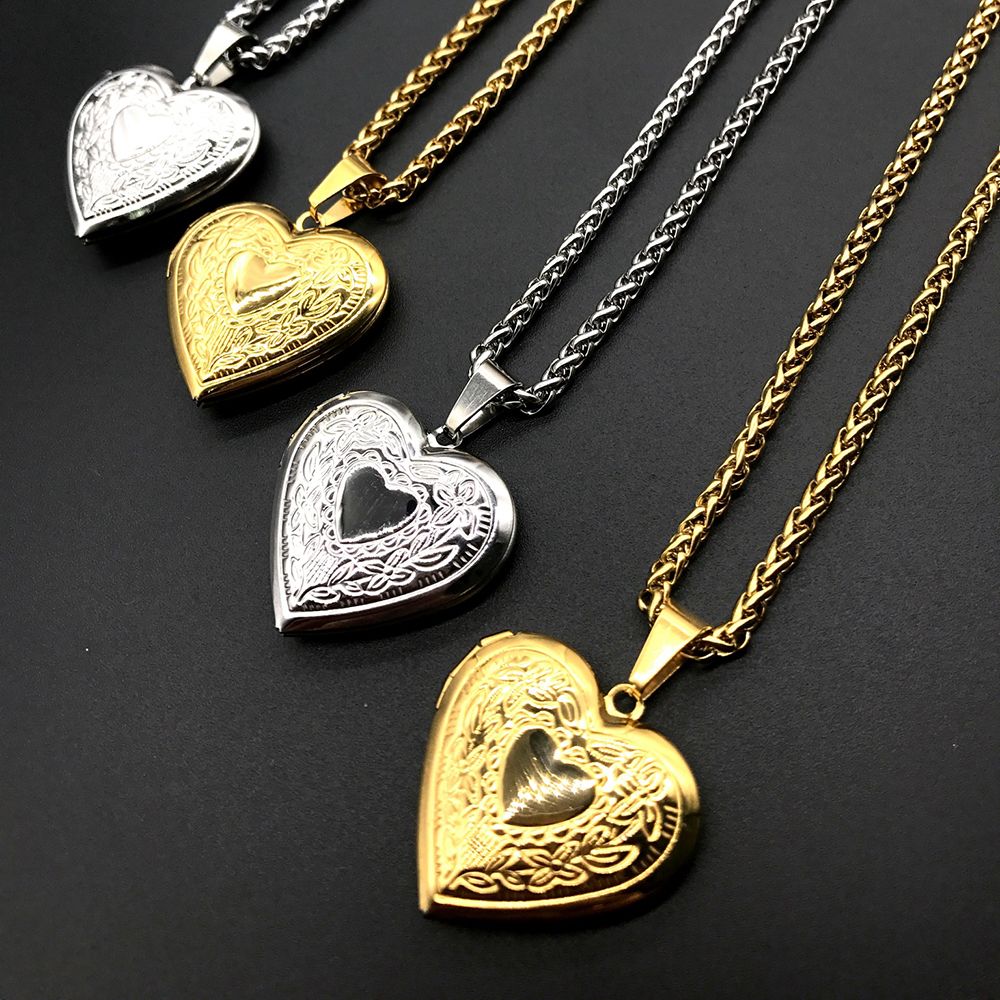 Heart Locket Necklace Photo - Modny obraz fotograficzny Naszyjnik z medalionem