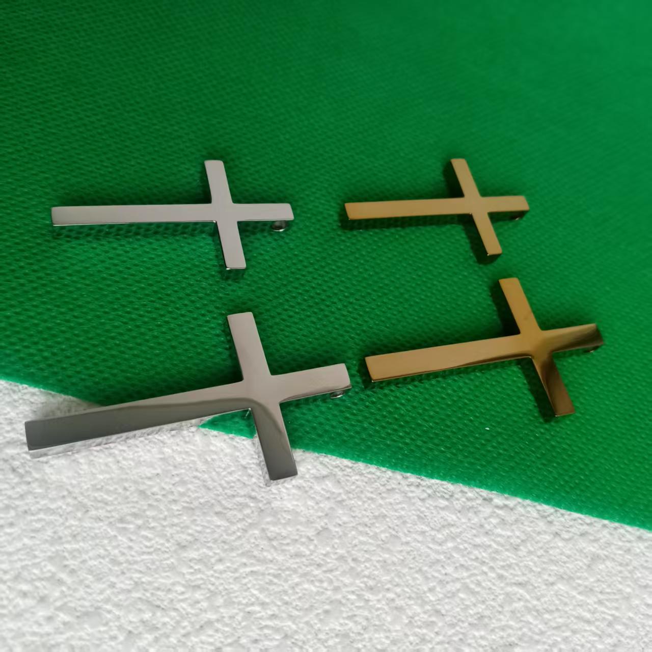 Krzyżyk z czystego tytanu dla  – Cross Pendant Necklace Gold recenzja i cena