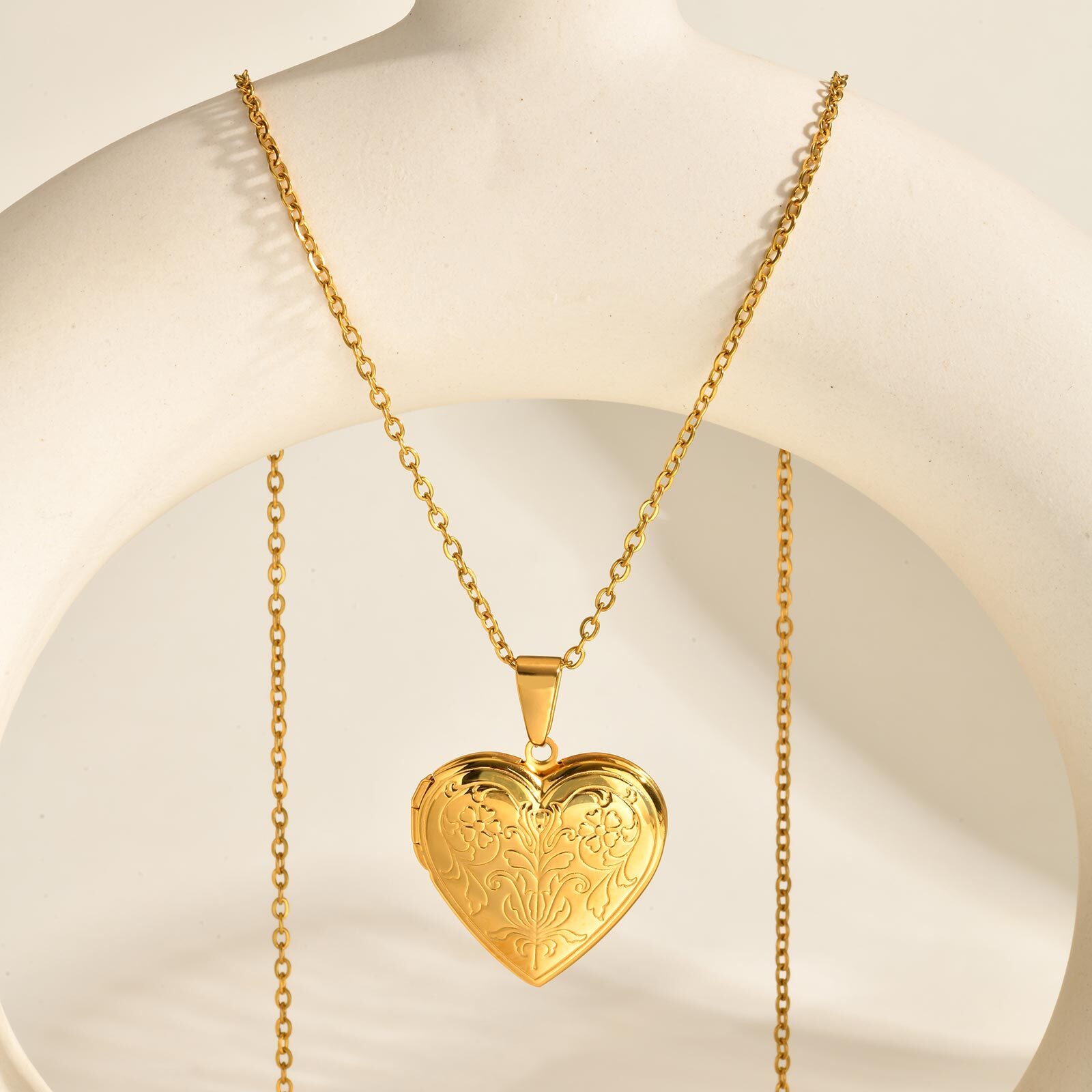 Naszyjnik z medalionem na zdję – Heart Locket Necklace Photo recenzja i cena