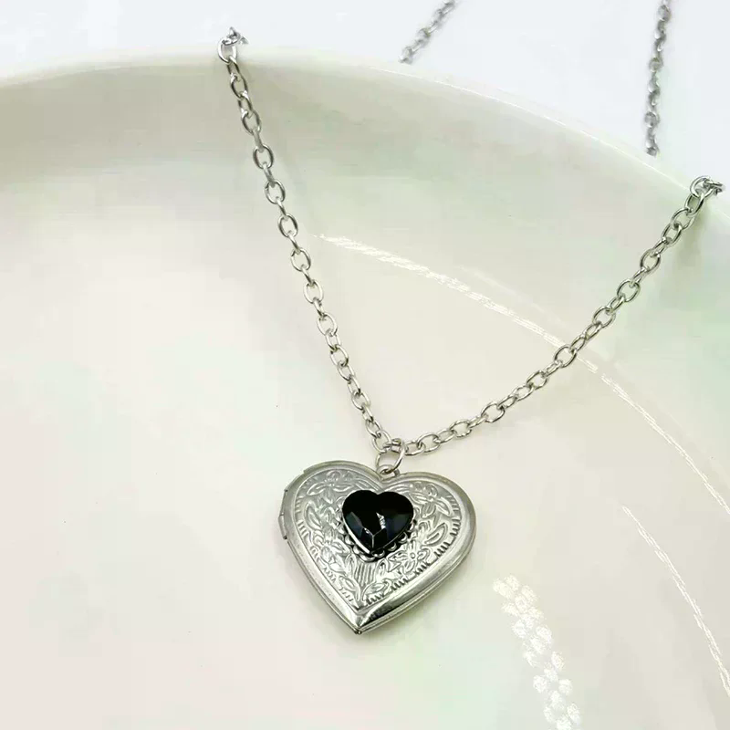 Naszyjnik z medalionem w kszta – Heart Locket Necklace Photo recenzja i cena