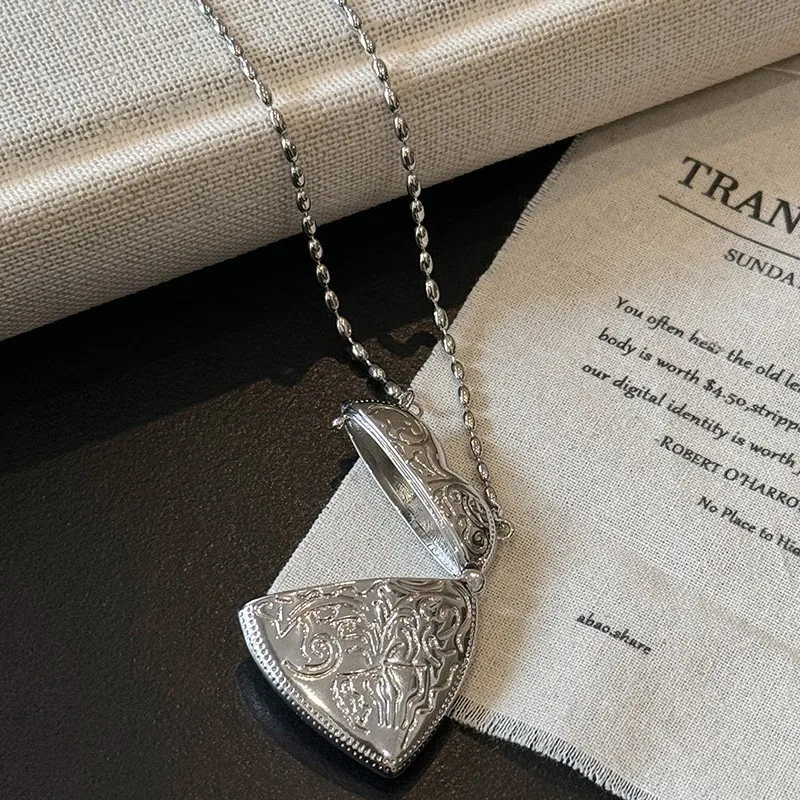 Wisiorek z otwieraną zawieszką – Heart Locket Necklace Photo recenzja i cena