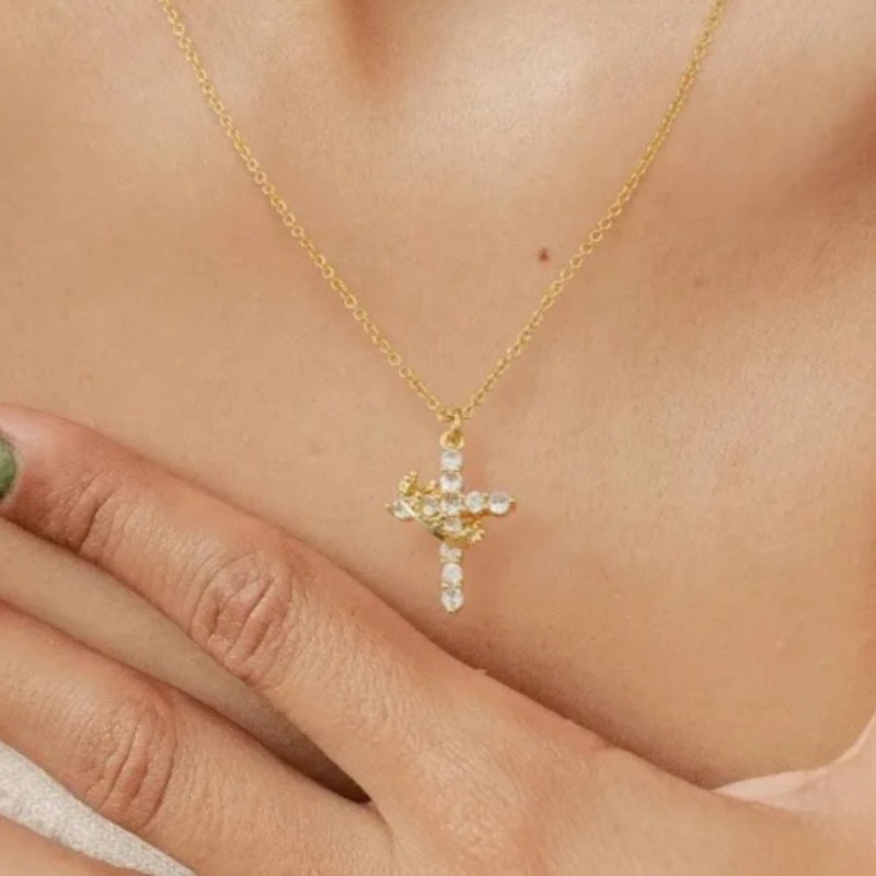 Naszyjniki z zawieszką w kszta – Cross Pendant Necklace Gold recenzja i cena