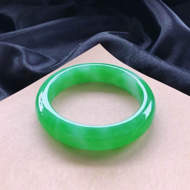 Pełny, birmański z kwiatowymi  – Bracelets recenzja i cena