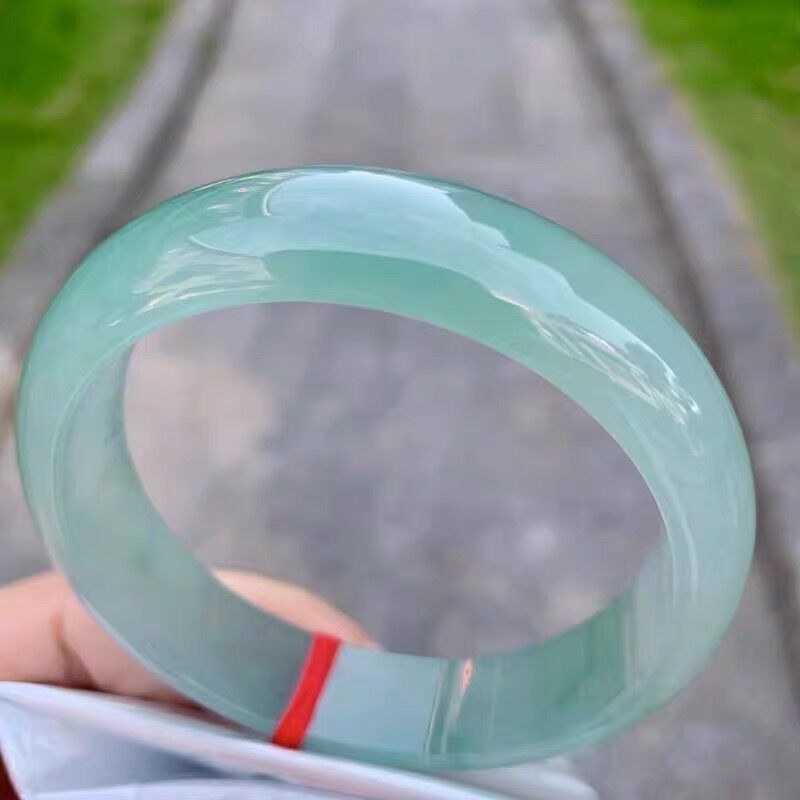 Jadeit ze starej kopalni w Bir – Bracelets recenzja i cena