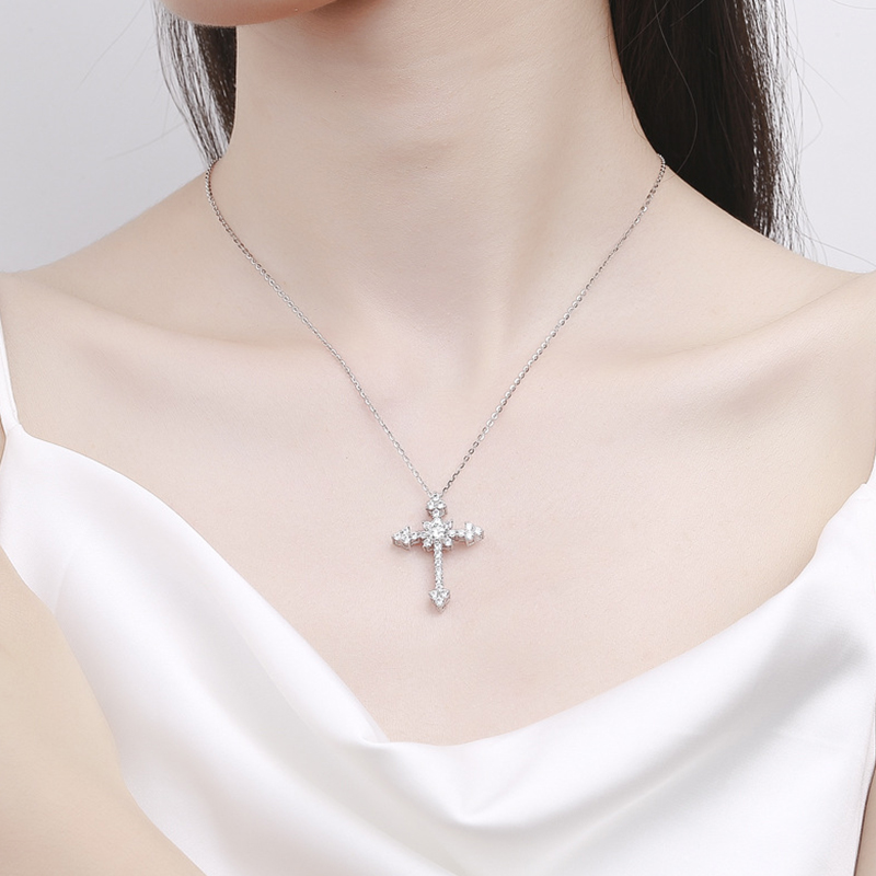 IOGOU 0.5/1CT D VVS1 Moissanit – Cross Pendant Necklace Gold recenzja i cena