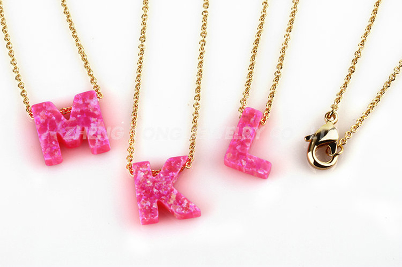 Naszyjnik z inicjałem, mosiężn – Initial Letter Necklace 18K Gold recenzja i cena