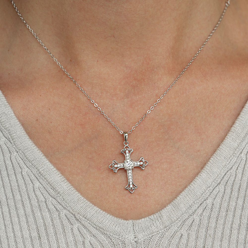 Naszyjnik Lumira Platinum PT95 – Cross Pendant Necklace Gold recenzja i cena