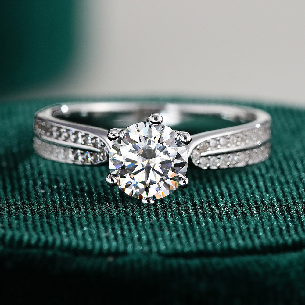 Pierścionek zaręczynowy z mois – Moissanite Engagement Ring 1 Carat recenzja i cena