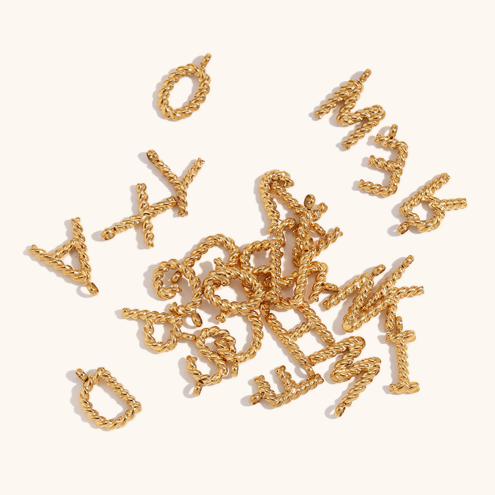 Personalizowany naszyjnik z li – Initial Letter Necklace 18K Gold recenzja i cena