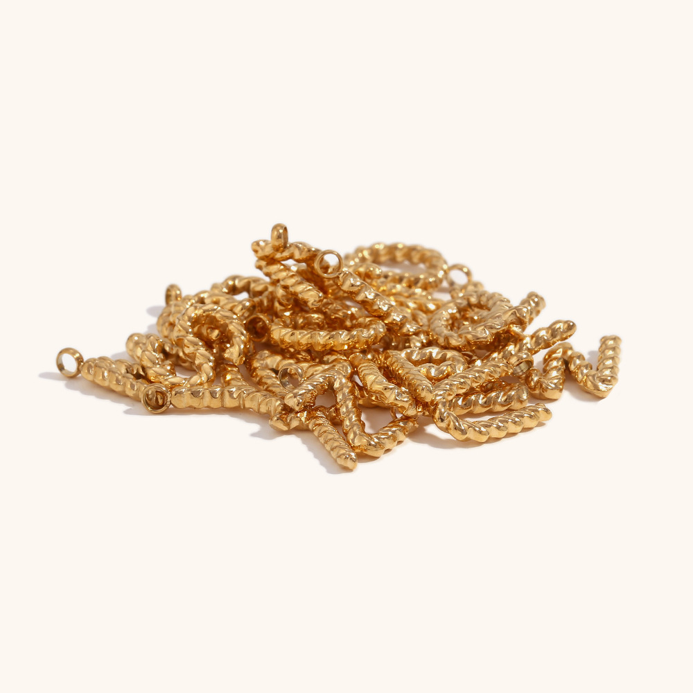Personalizowany naszyjnik z li – Initial Letter Necklace 18K Gold recenzja i cena