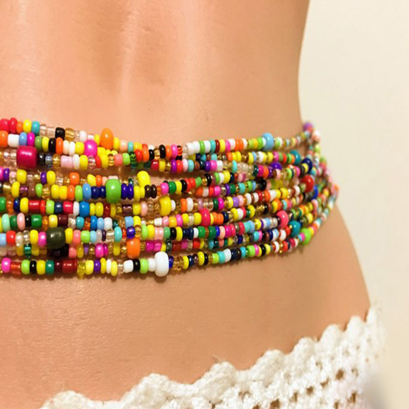 Kobiety z warstwowymi koralika – Body Jewelry recenzja i cena