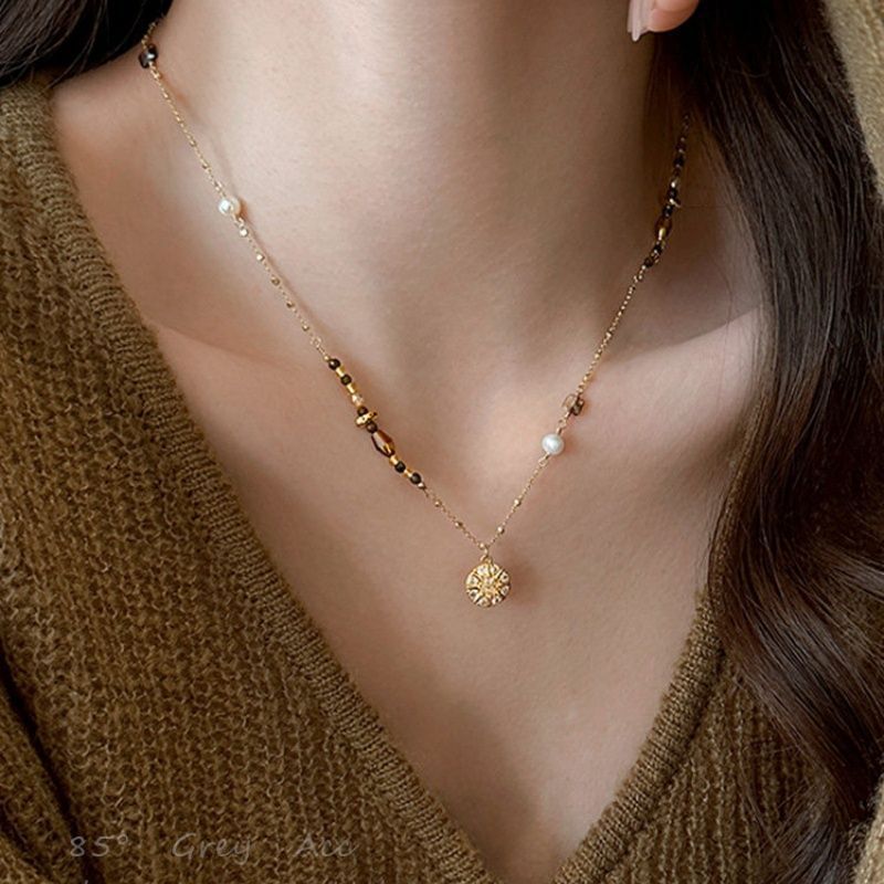 Modny brązowy naszyjnik z natu – Layered Pendant Necklace Aesthetic recenzja i cena