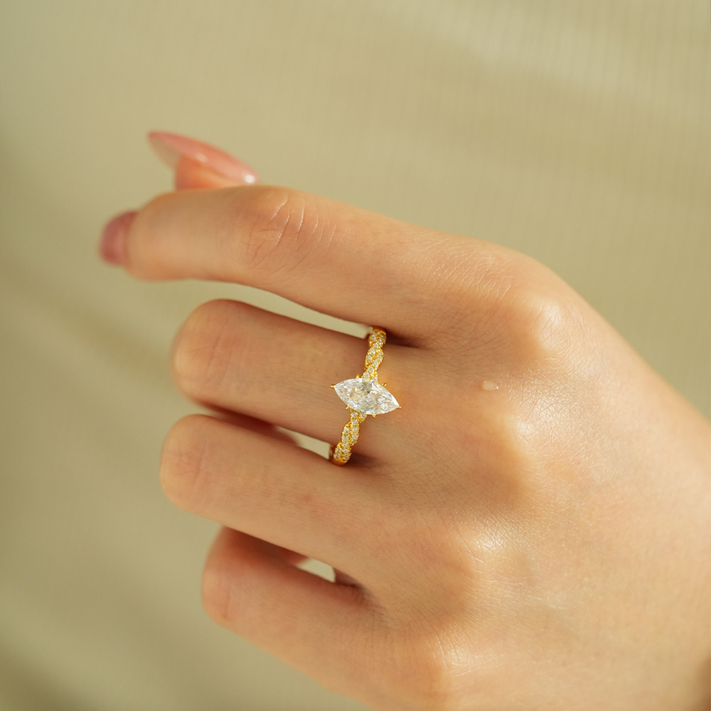Pierścionek Lumira, 100% złoto – Moissanite Engagement Ring 1 Carat recenzja i cena